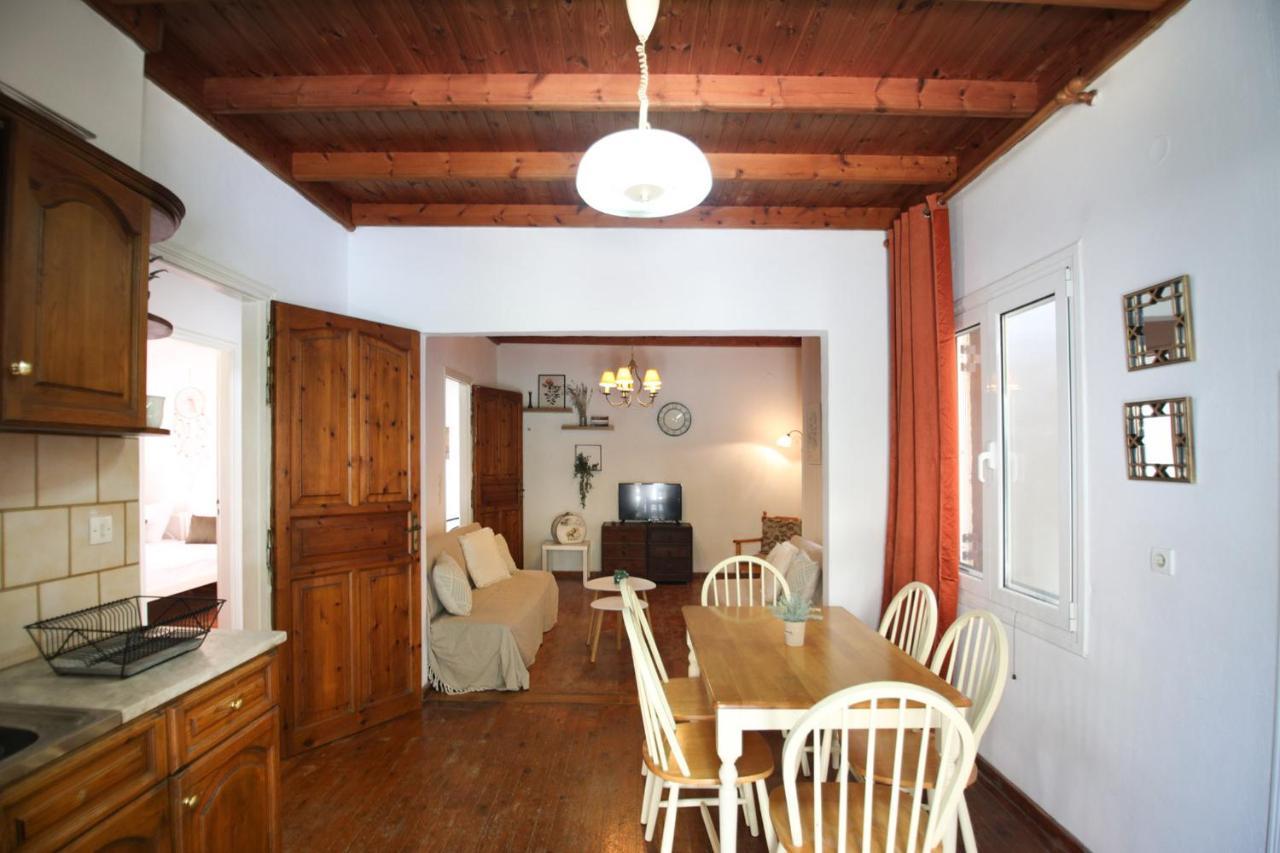 Вилла Gabriela'S Seaside House Кассиопи Экстерьер фото
