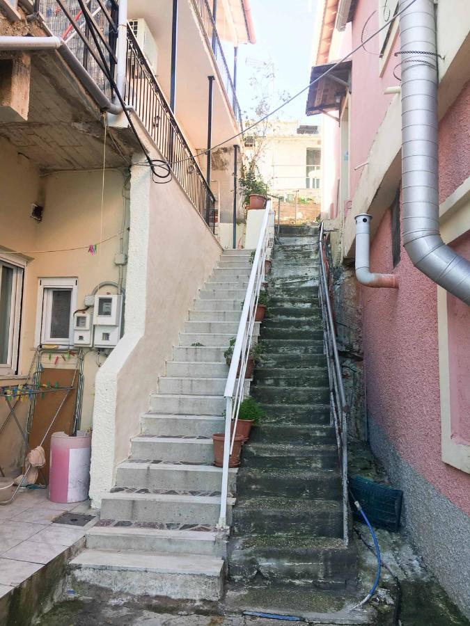 Вилла Gabriela'S Seaside House Кассиопи Экстерьер фото